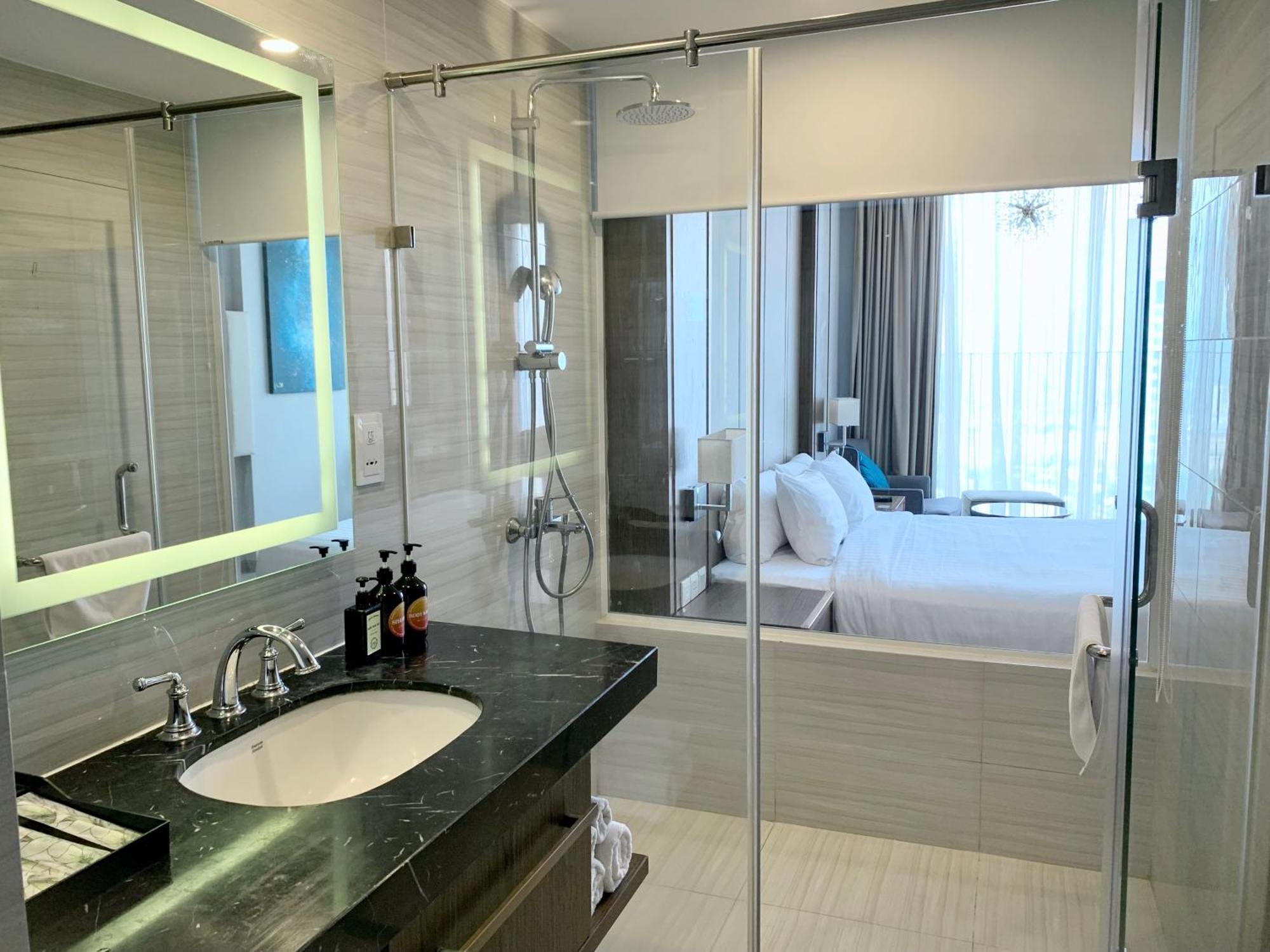 Panorama Luxury Beach Nha Trang Hotel Exterior photo